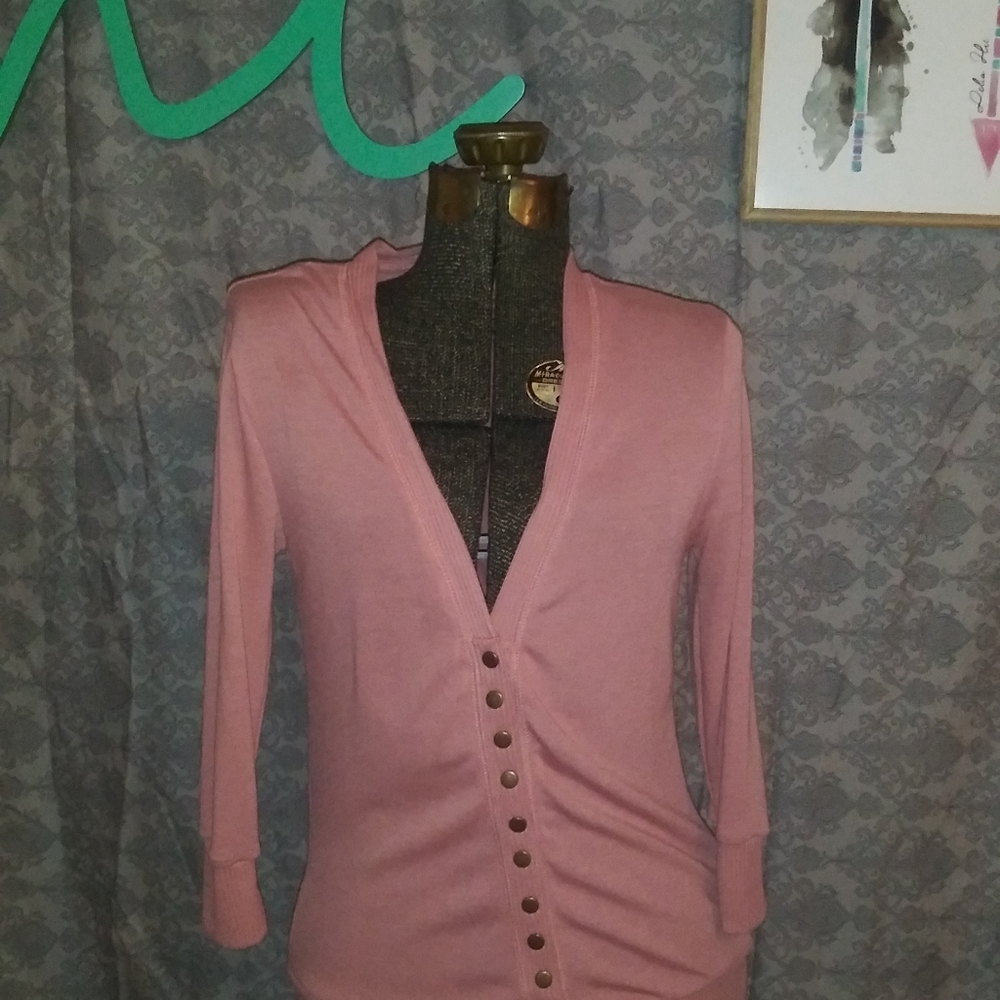 3/4 length sleeve light weight sweater